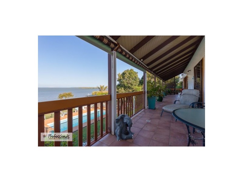 99 Shore Street North, Cleveland QLD 4163
