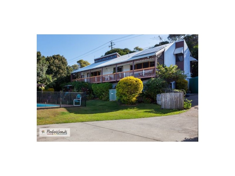 99 Shore Street North, Cleveland QLD 4163