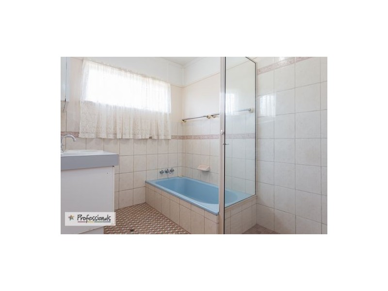 83 Marlborough Road, Wellington Point QLD 4160