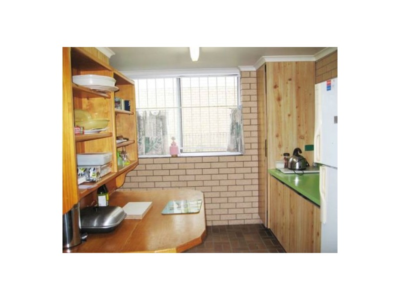 25 Rossinton Street, Birkdale QLD 4159