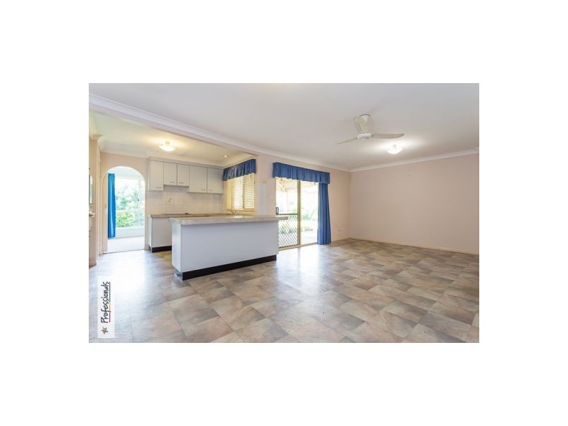 25 Riley Drive, Capalaba QLD 4157