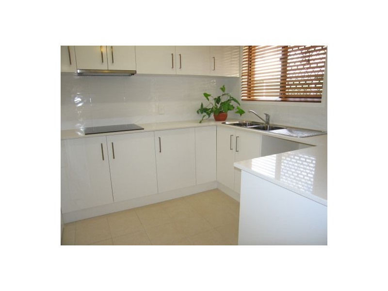 U3 235 Bloomfield Street, Cleveland QLD 4163