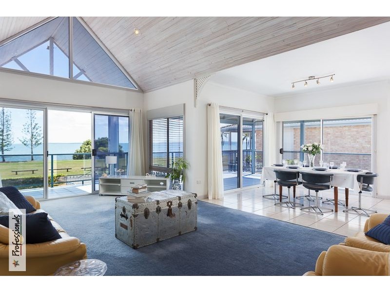 5 Orana Esplanade, Victoria Point QLD 4165