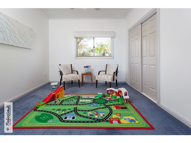 5 Orana Esplanade, Victoria Point QLD 4165