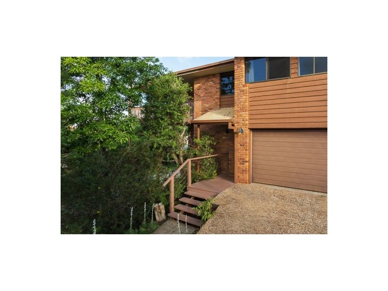 8 Finuge Court, Victoria Point QLD 4165