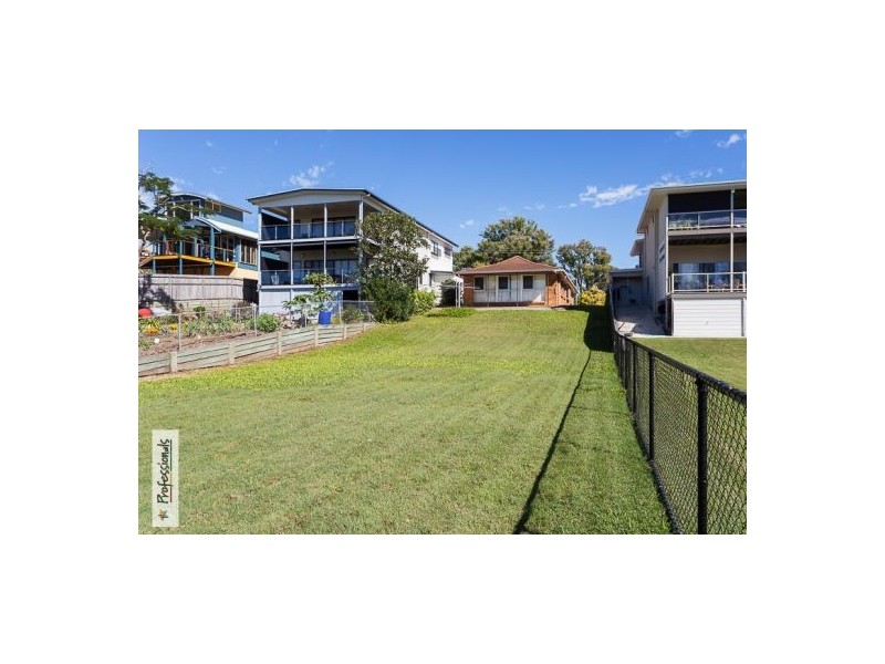 125 Mooroondu Road, Thorneside QLD 4158
