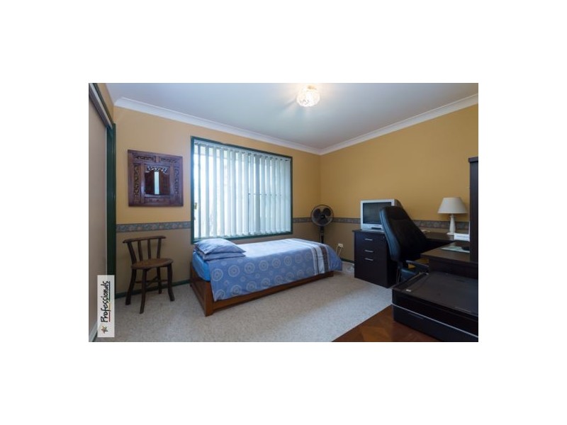 7 Lyn Court, Victoria Point QLD 4165