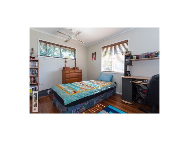 5 Station Street, Wellington Point QLD 4160