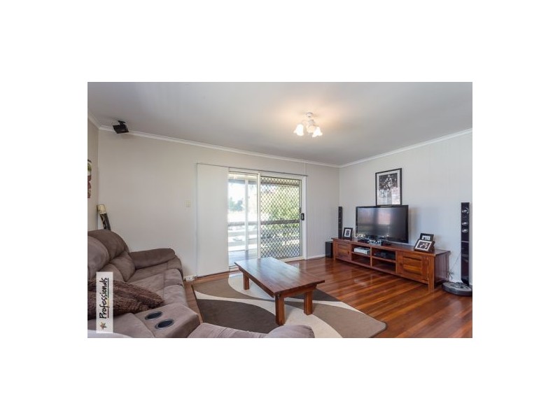 5 Station Street, Wellington Point QLD 4160