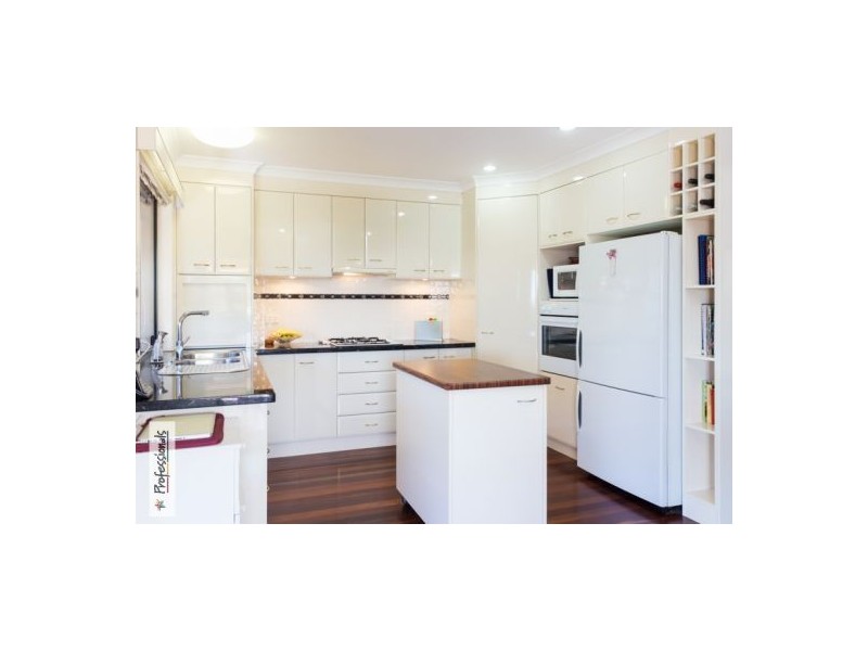 22 Arthur Street, Wellington Point QLD 4160