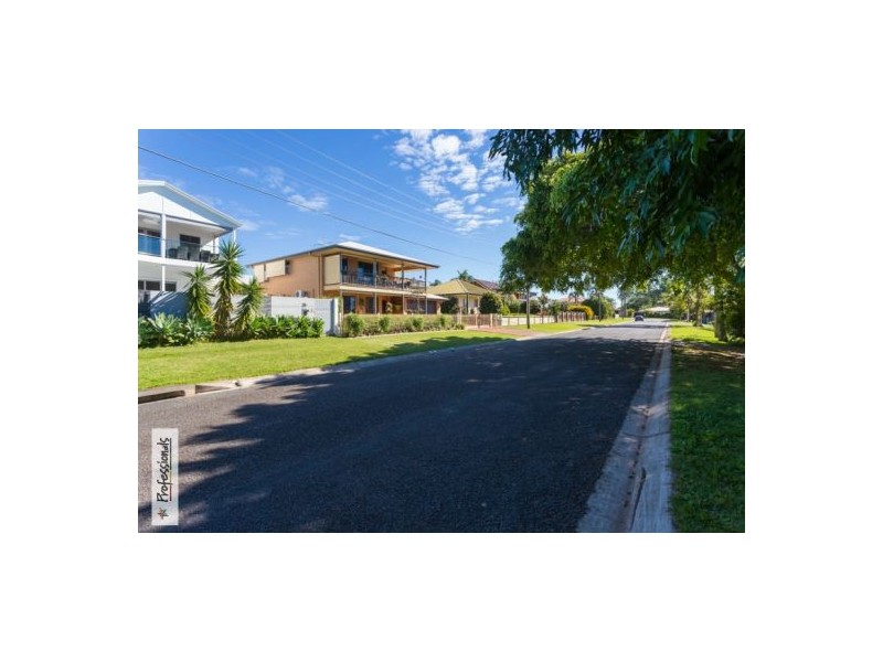 22 Arthur Street, Wellington Point QLD 4160