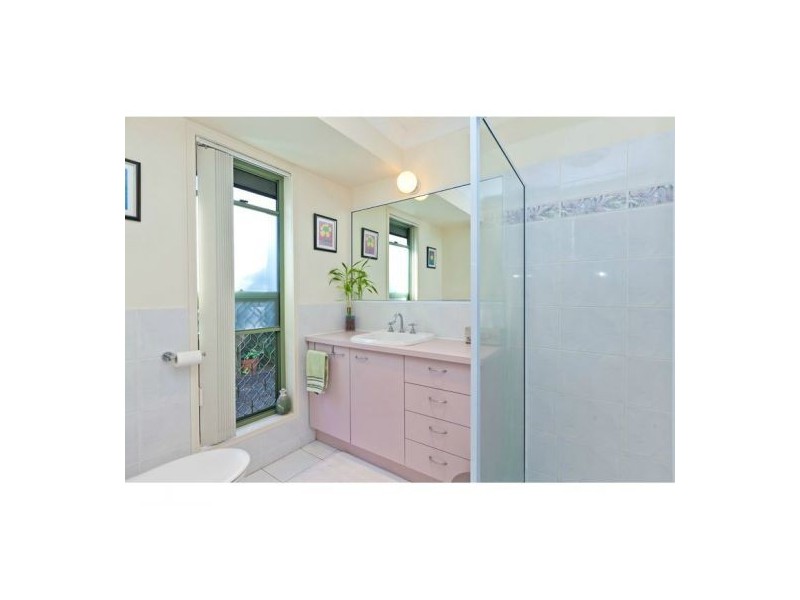 53 Ziegenfusz Road, Thornlands QLD 4164