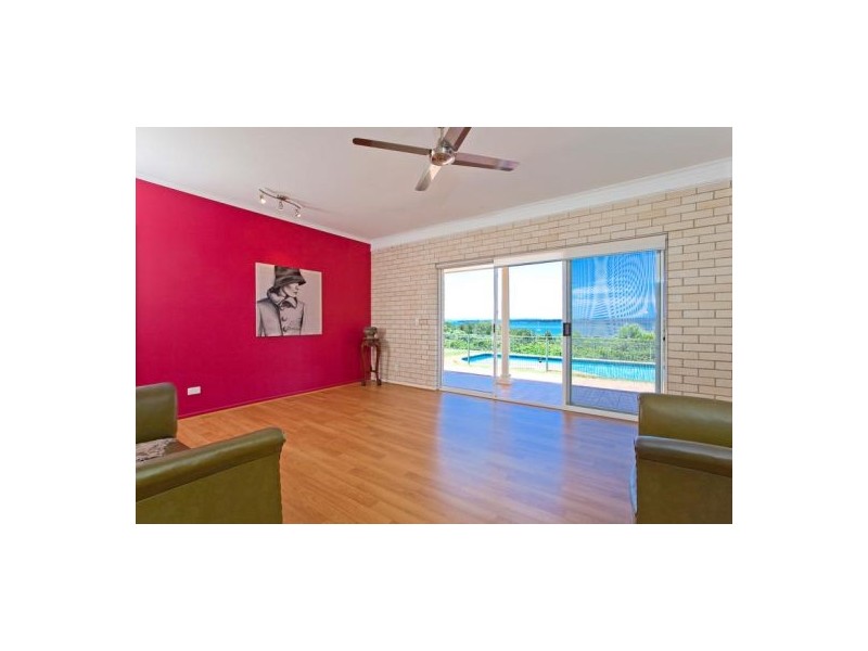 12-16 Wilson Esplanade, Redland Bay QLD 4165