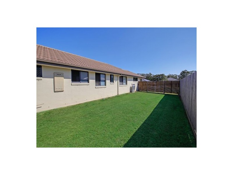 7 Estuary Avenue, Victoria Point QLD 4165