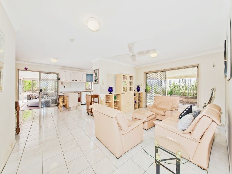 1 Champagne Crescent, Thornlands QLD 4164