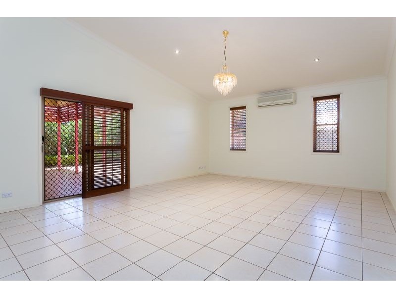 33 Bainbridge Street, Ormiston QLD 4160