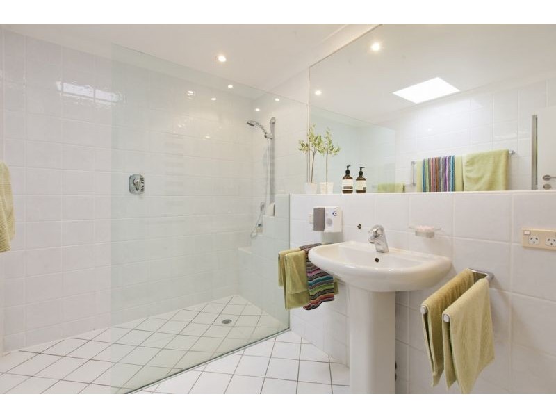 270-272 Wellington Street, Ormiston QLD 4160