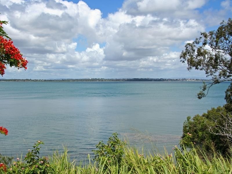 222 Main Road, Wellington Point QLD 4160