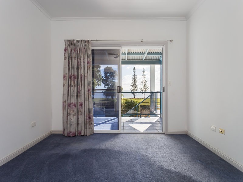 5 Orana Esplanade, Victoria Point QLD 4165