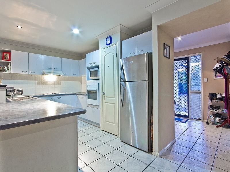 33 Pedwell Place, Birkdale QLD 4159