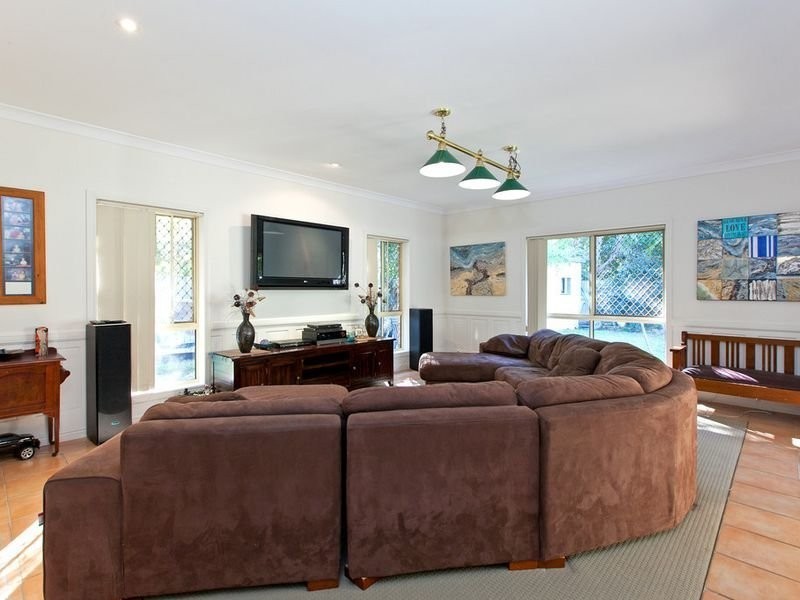 4 Tolson Tce, Ormiston QLD 4160