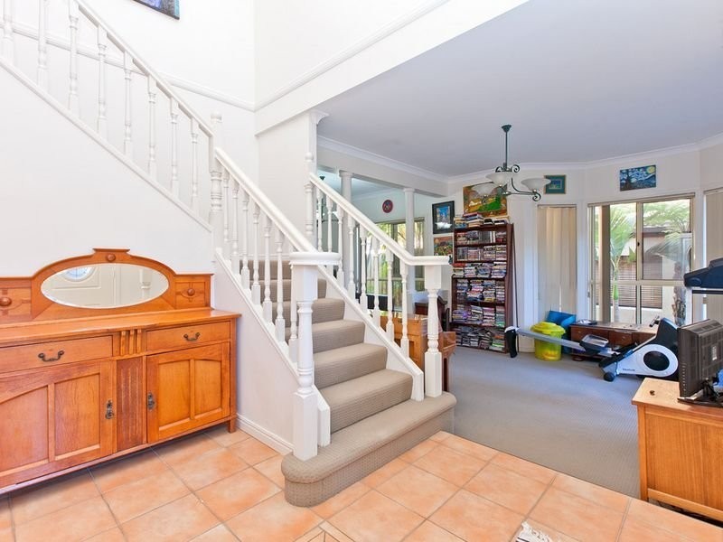 4 Tolson Tce, Ormiston QLD 4160