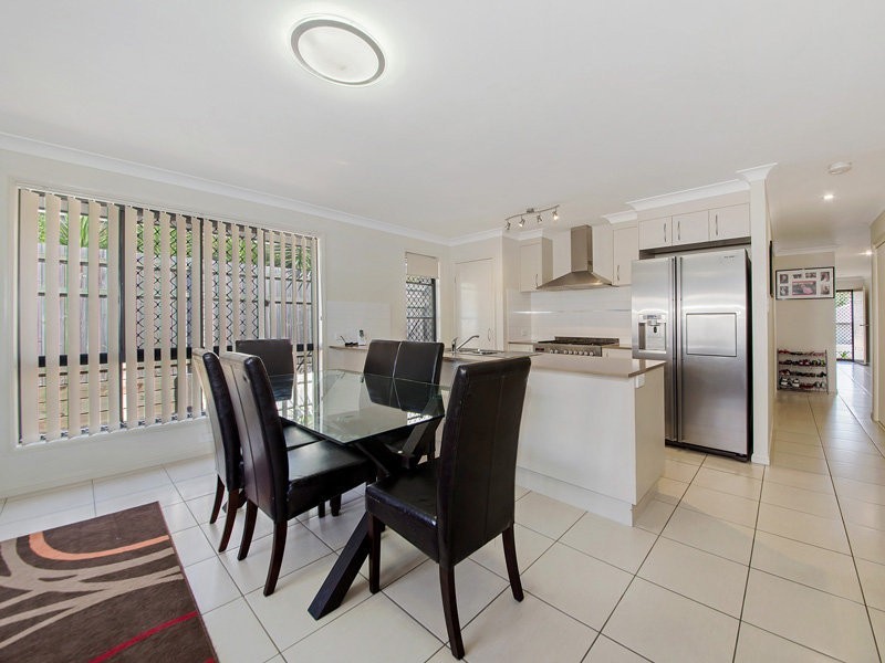 7 Estuary Avenue, Victoria Point QLD 4165