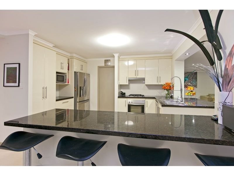 13 Keel Street, Birkdale QLD 4159