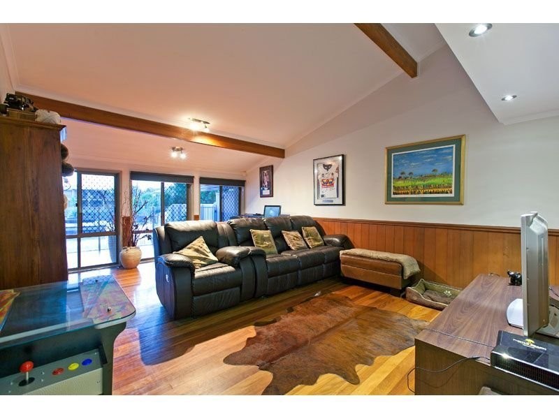 13 Keel Street, Birkdale QLD 4159