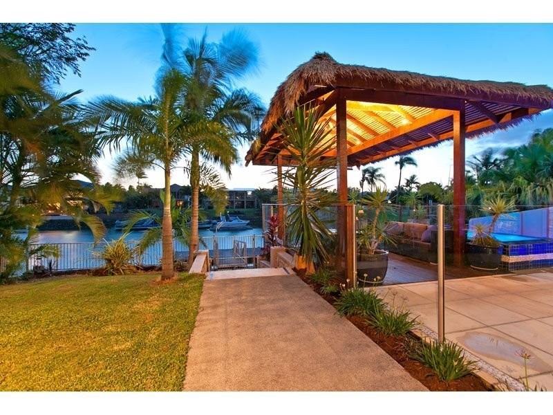 13 Keel Street, Birkdale QLD 4159