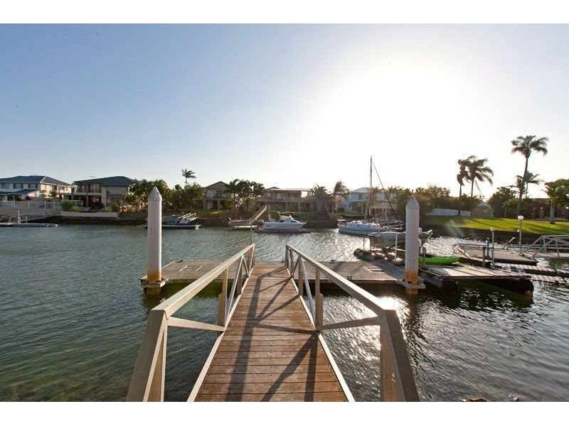 13 Keel Street, Birkdale QLD 4159