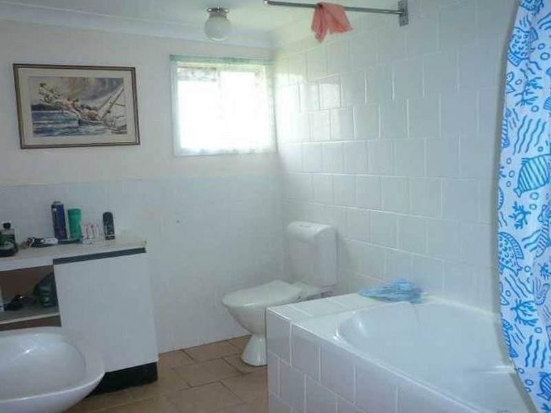 3 Marine Street, Macleay Island QLD 4184