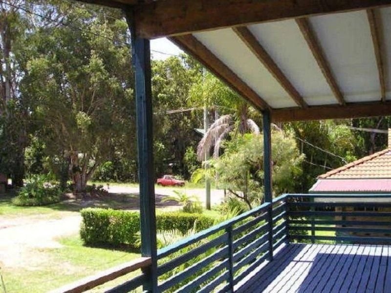 4 Pullen Street, Coochiemudlo Island QLD 4184