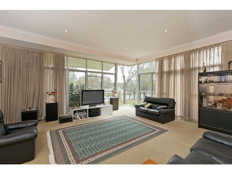 337 Mount Cotton Road, Capalaba QLD 4157