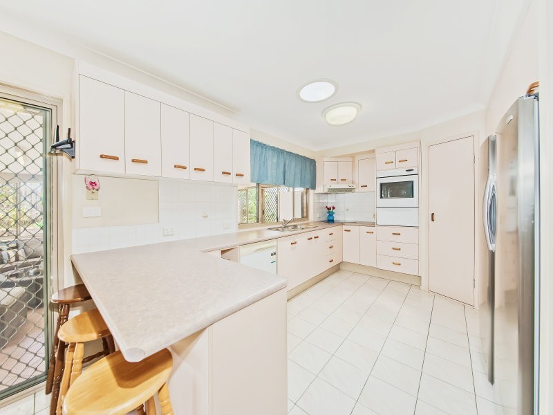 1 Champagne Crescent, Thornlands QLD 4164