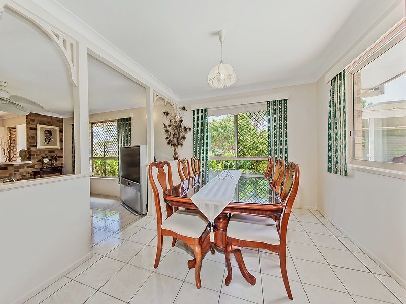 1 Champagne Crescent, Thornlands QLD 4164