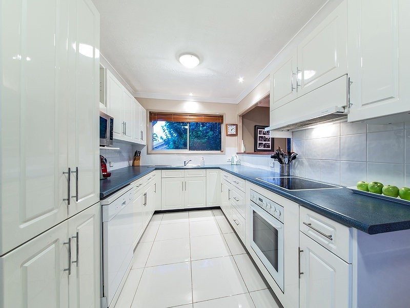 354 Bloomfield Street, Cleveland QLD 4163