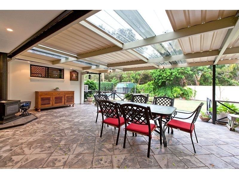 24 Lawn Terrace, Capalaba QLD 4157