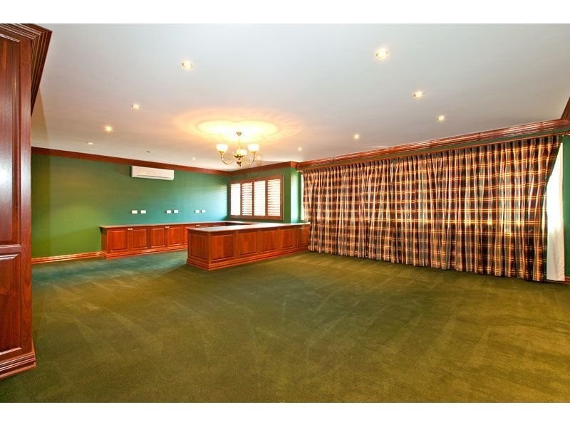 49 Mary Pleasant Drive, Birkdale QLD 4159