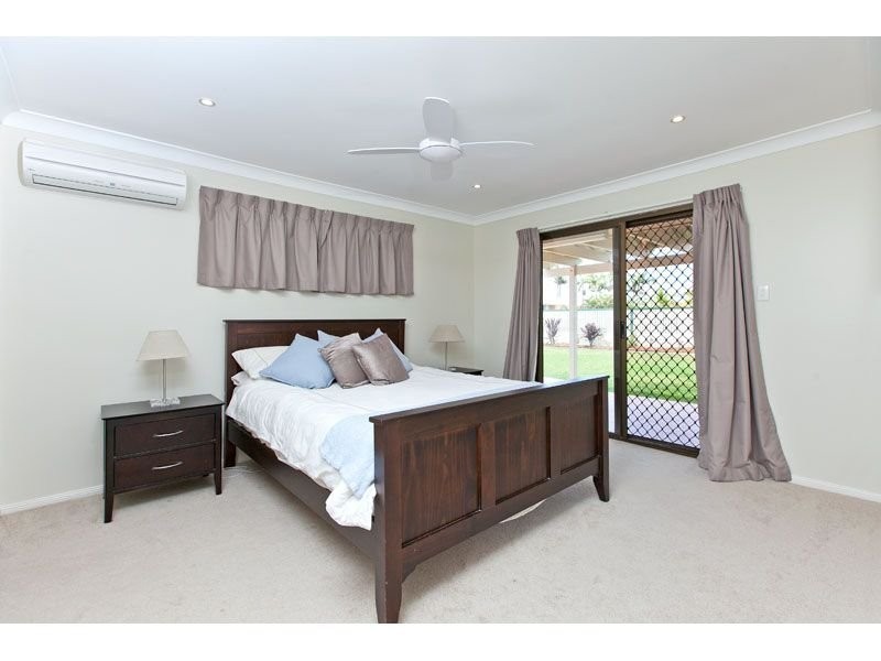 22 Oak Street, Victoria Point QLD 4165