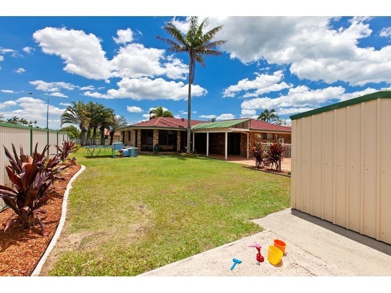 22 Oak Street, Victoria Point QLD 4165