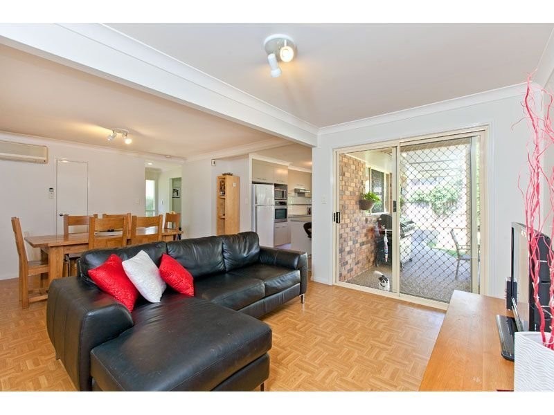 13 Patersonia Place, Birkdale QLD 4159