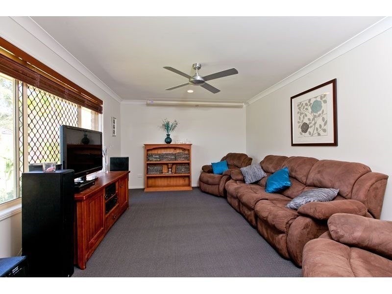 13 Patersonia Place, Birkdale QLD 4159