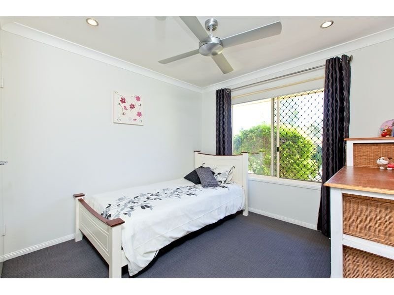 13 Patersonia Place, Birkdale QLD 4159