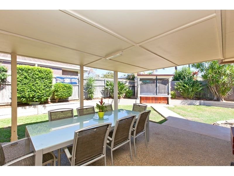 13 Patersonia Place, Birkdale QLD 4159