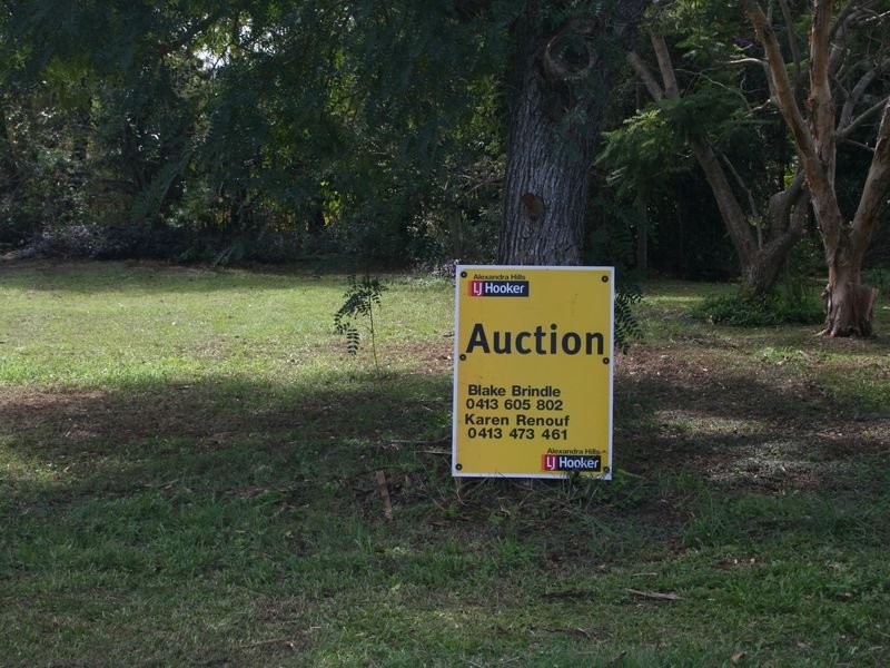 19 Curlew Street, Macleay Island QLD 4184