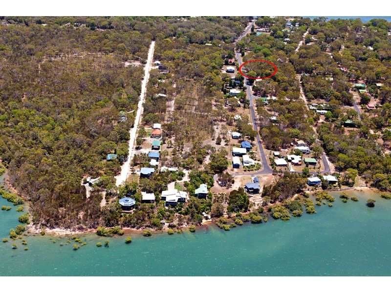 11 Barramundi Street, Macleay Island QLD 4184