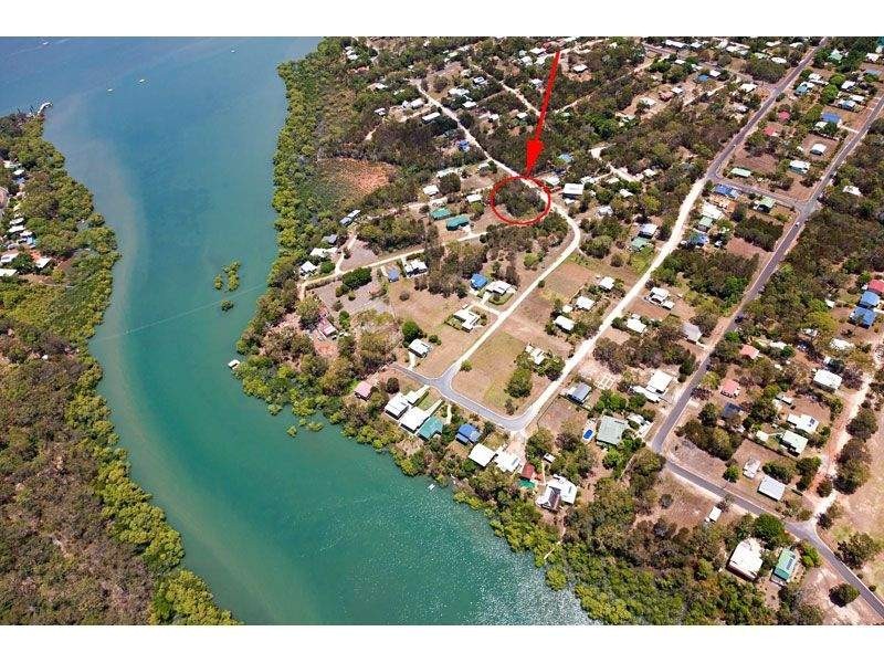 30 Camena Street, Macleay Island QLD 4184