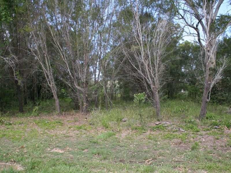 30 Camena Street, Macleay Island QLD 4184
