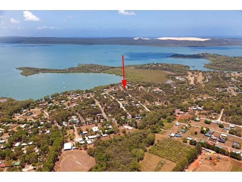 24 Lakeside Avenue, Macleay Island QLD 4184